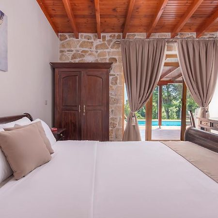 Alia Palace Hotel & Villas Pefkochori Exterior photo